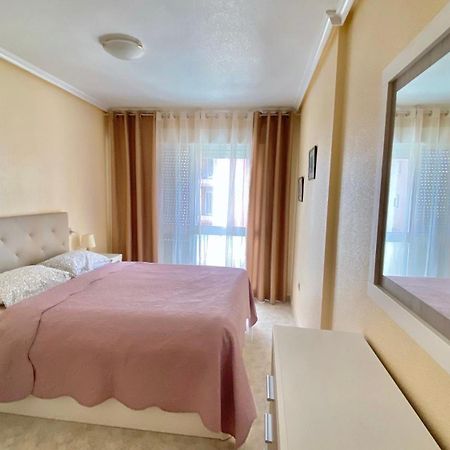 Beautiful Apartment Near Playa De Los Locos Torrevieja Exterior foto