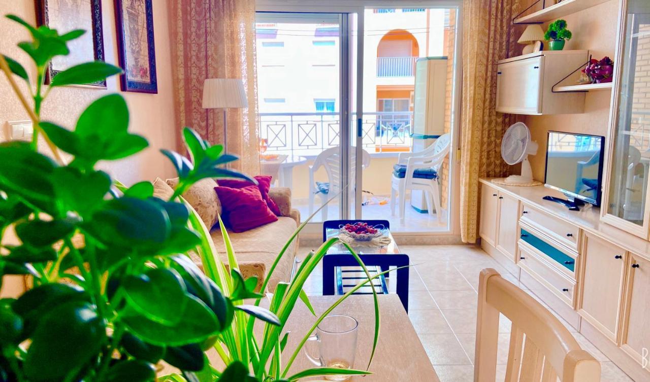 Beautiful Apartment Near Playa De Los Locos Torrevieja Exterior foto
