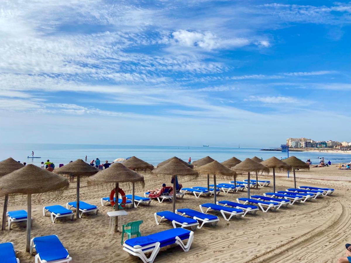 Beautiful Apartment Near Playa De Los Locos Torrevieja Exterior foto