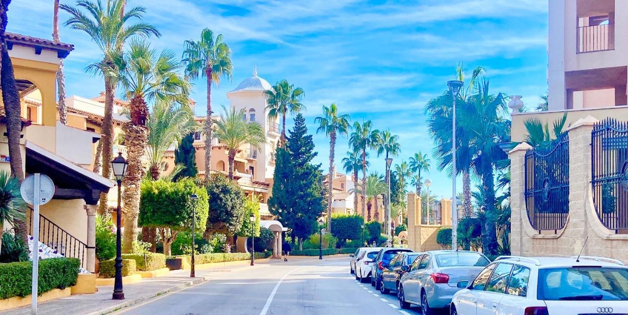 Beautiful Apartment Near Playa De Los Locos Torrevieja Exterior foto