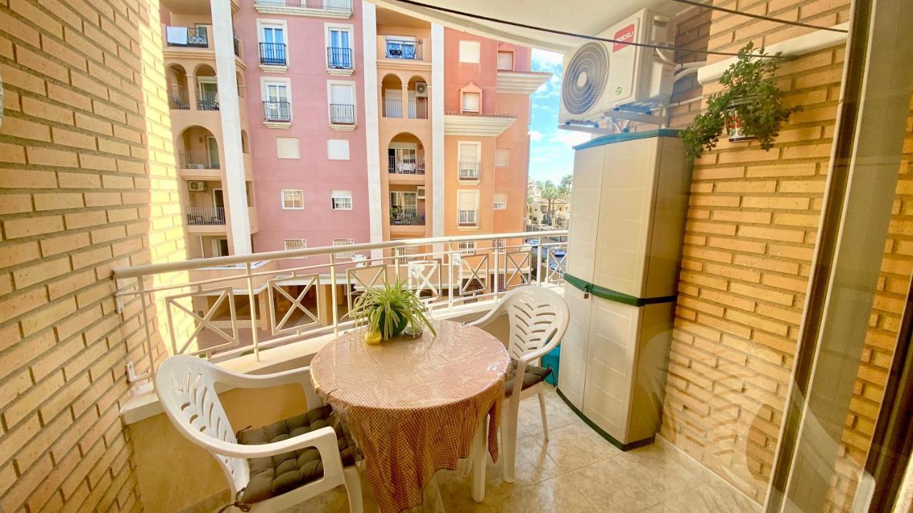 Beautiful Apartment Near Playa De Los Locos Torrevieja Exterior foto